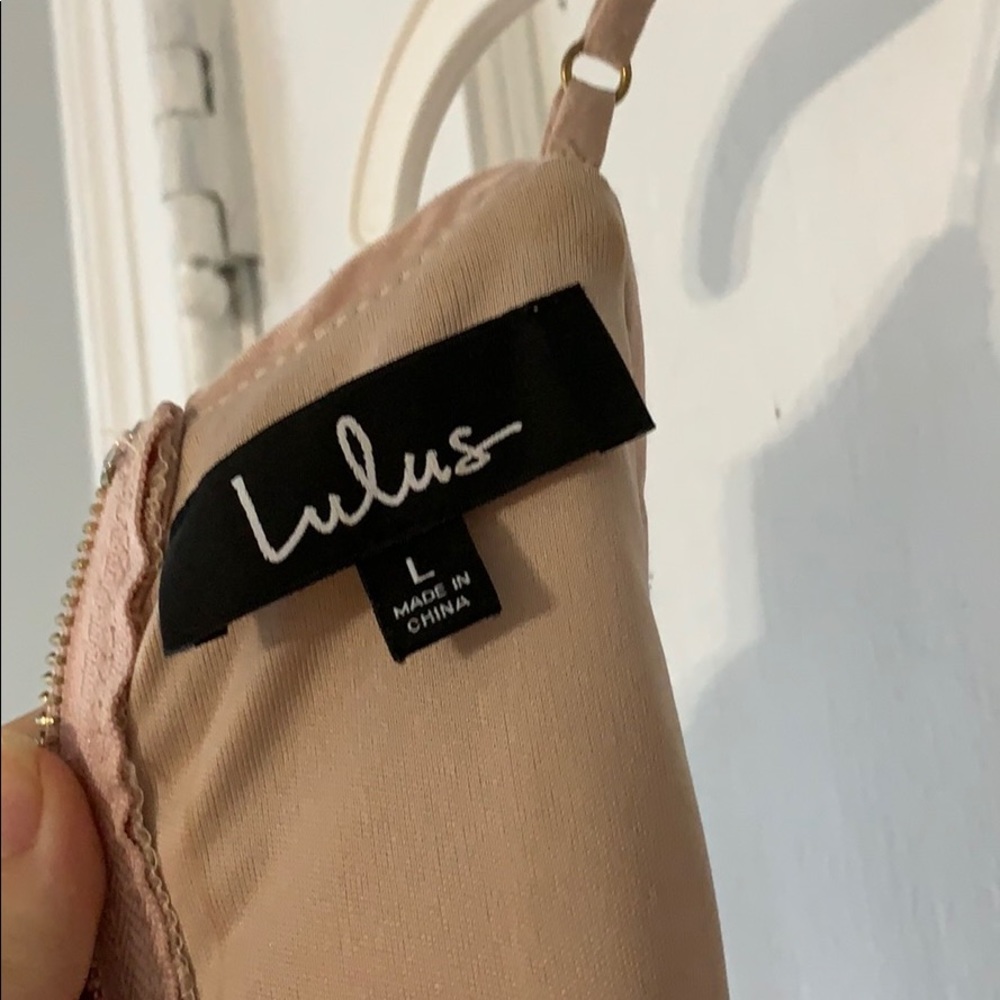 Lulus Rose gold Sequin dress. - Picture 7 of 7